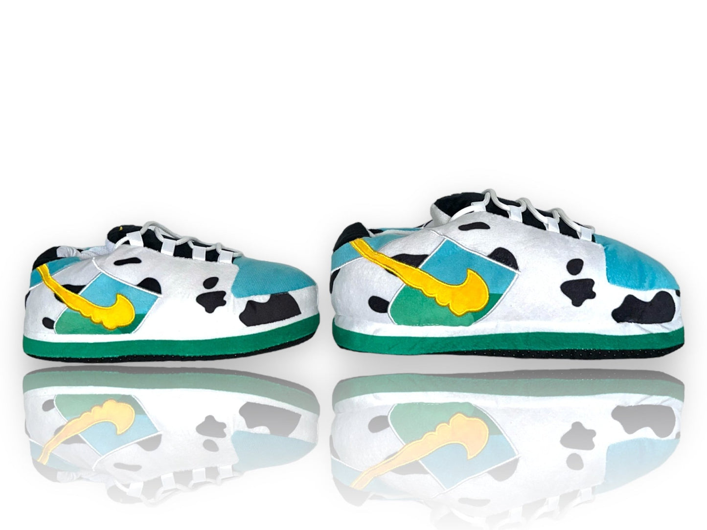 Low 'Moo Moo' Sneaker Slippers - Trend Sellers