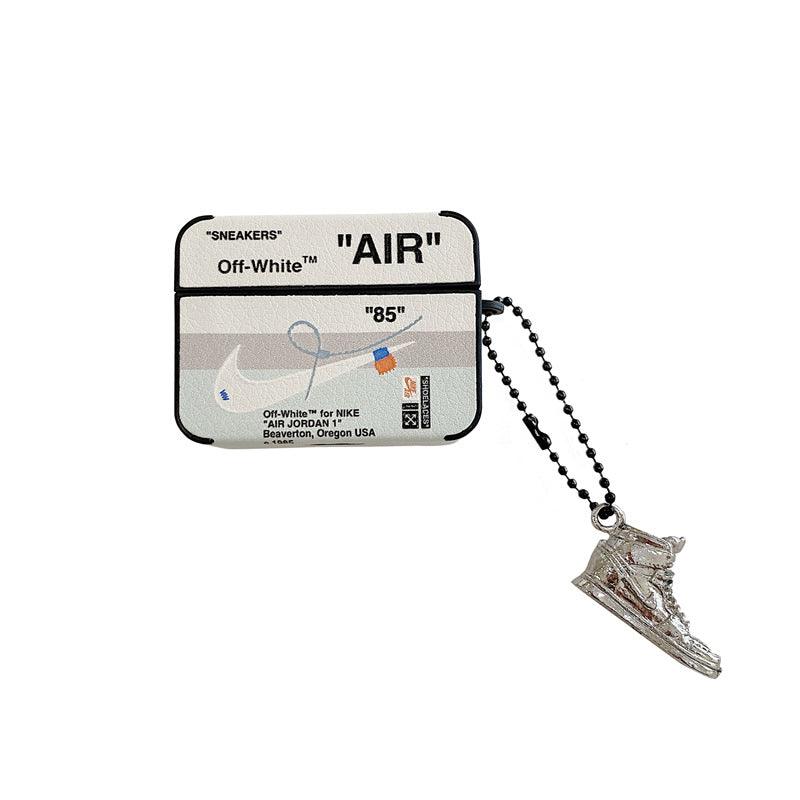 AIR JORDAN AirPods case + keychain ❤️🏀 . #sneakers #sneakerhead